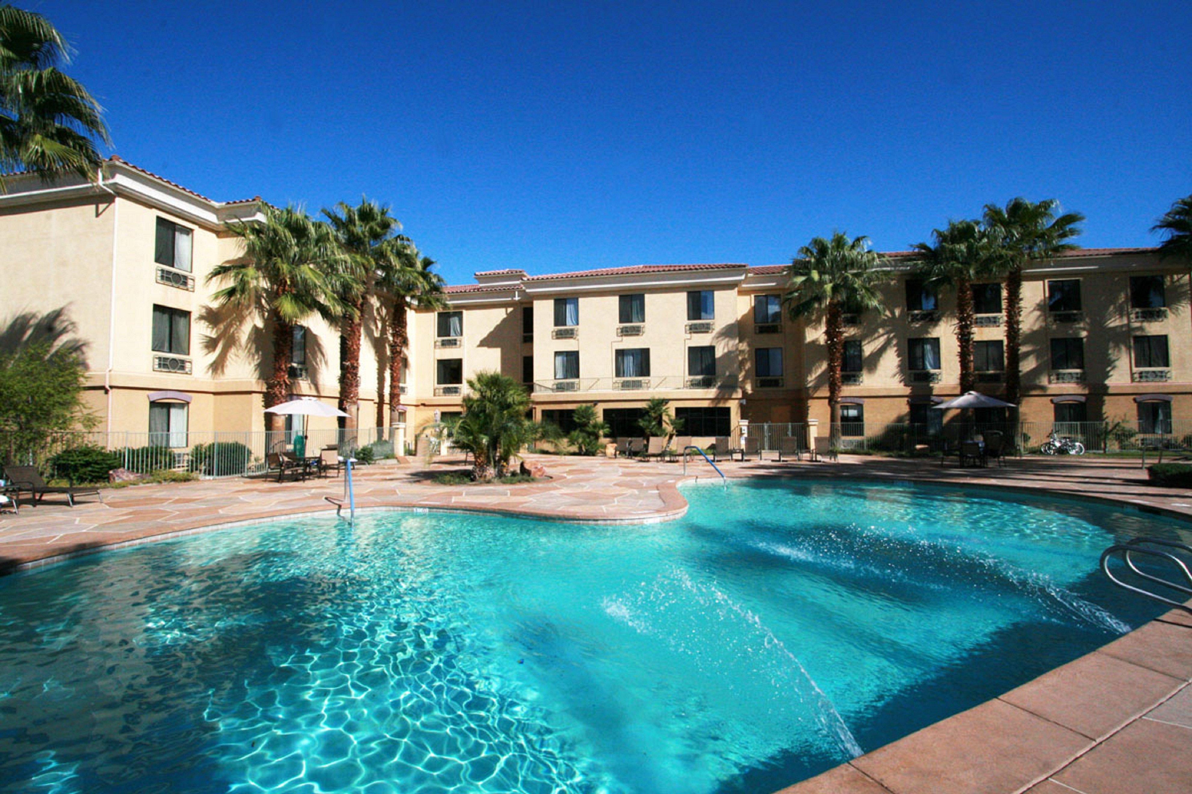 Hampton Inn & Suites Cathedral City Extérieur photo