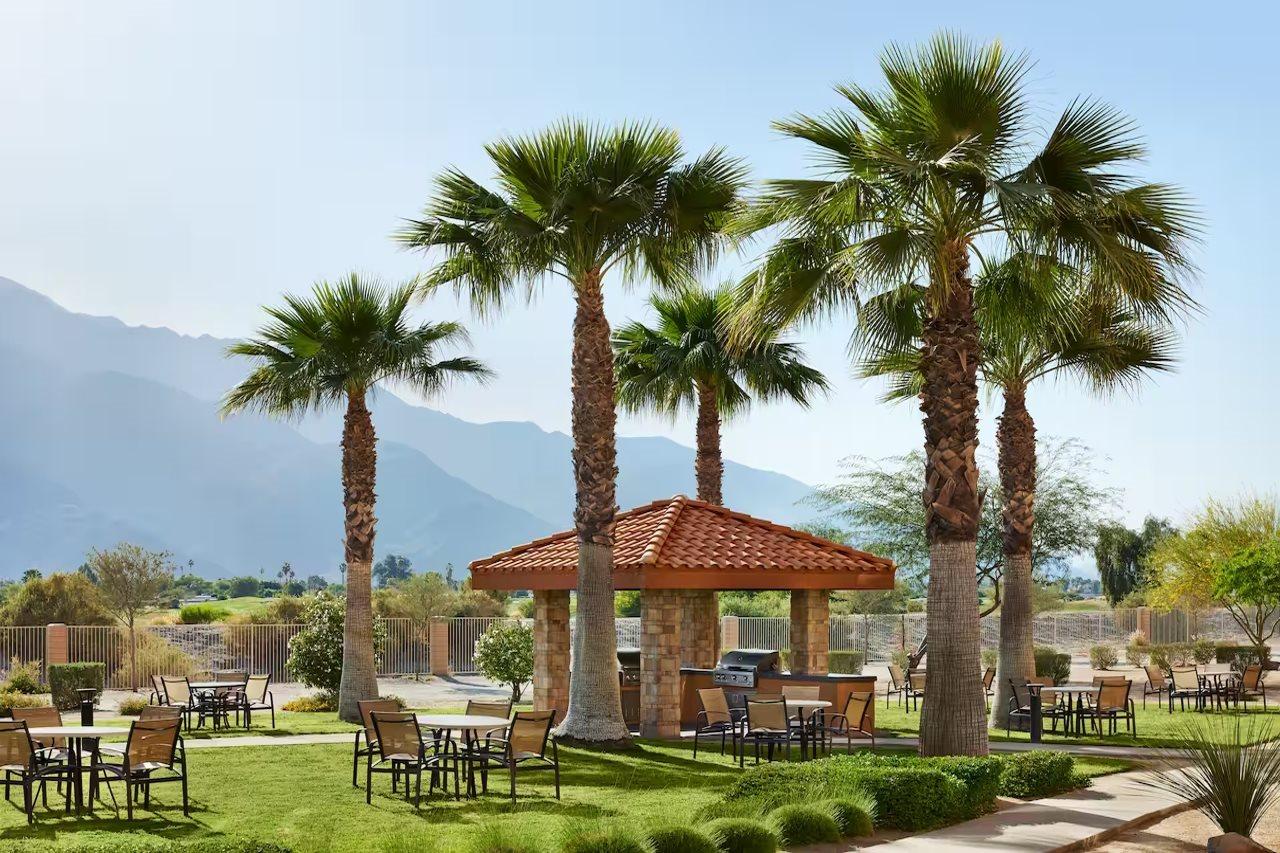 Hampton Inn & Suites Cathedral City Extérieur photo