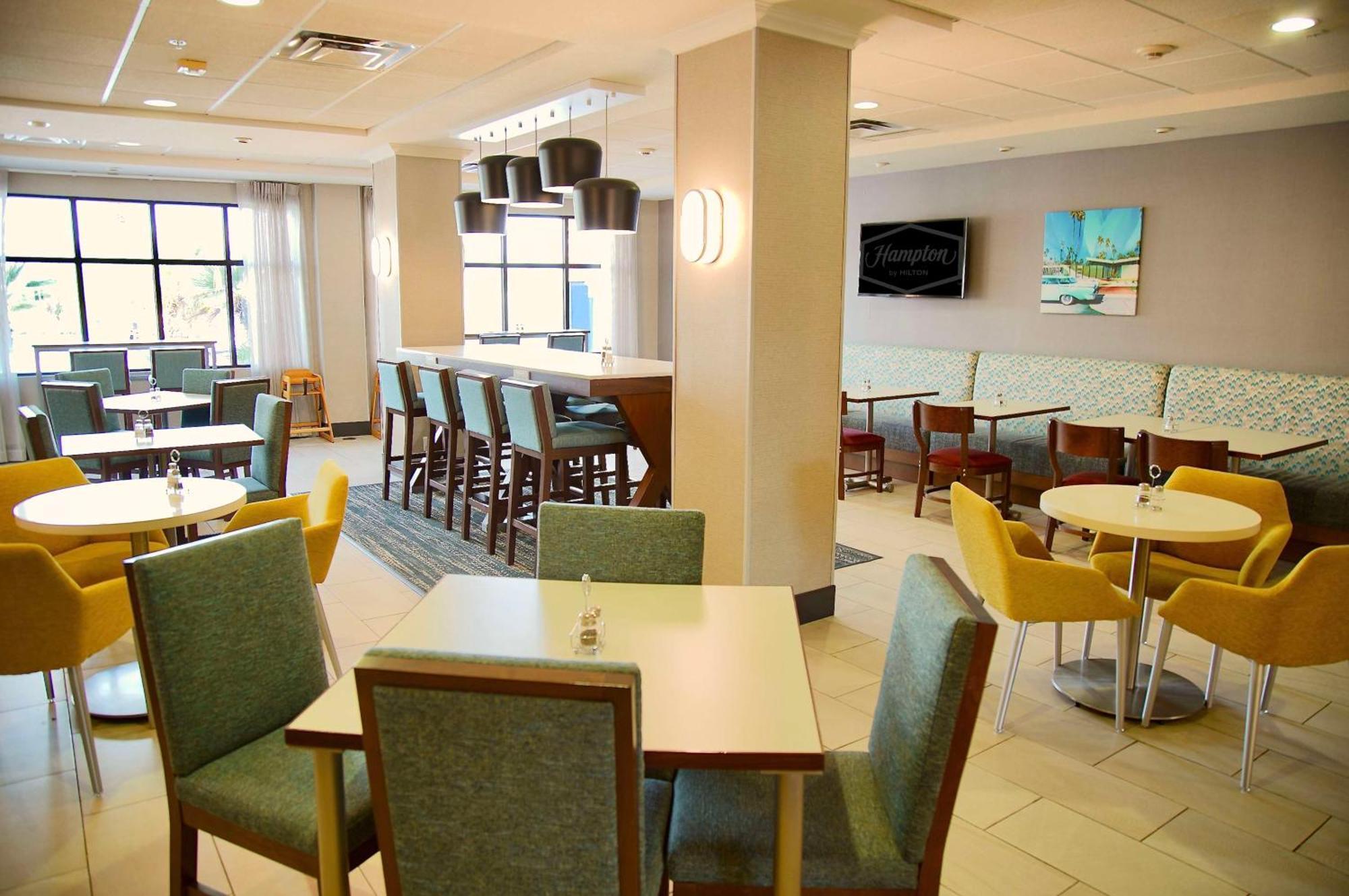 Hampton Inn & Suites Cathedral City Extérieur photo